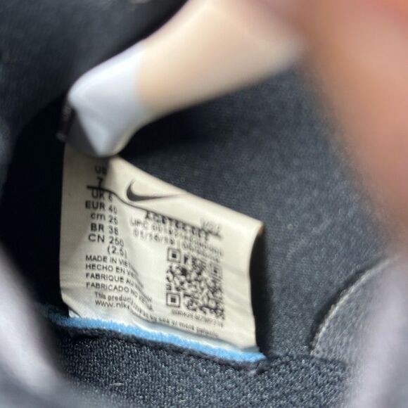 Nike~Men’s~Air Edge 270 Triple Black Sneakers~Size 7 - Picture 8 of 8